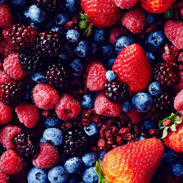 Selección de bayas como representación de esta familia frutal.