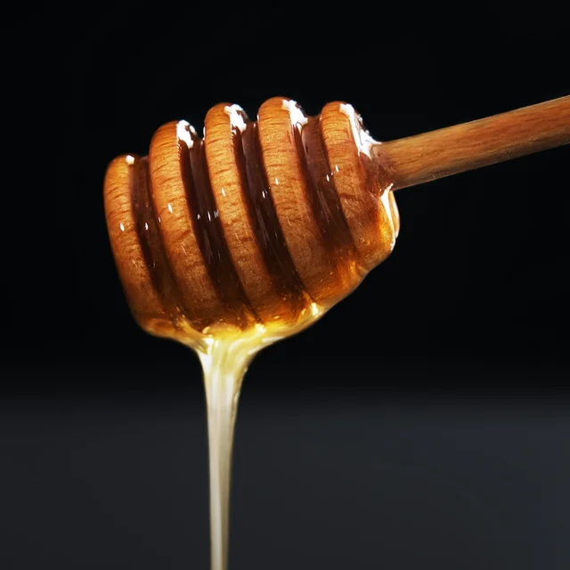 Miel como referencia visual de su faceta aromática dulce.